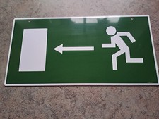 Flucht/Rettungsweg Schild