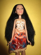 B1277) SCHWARZHAARIGE