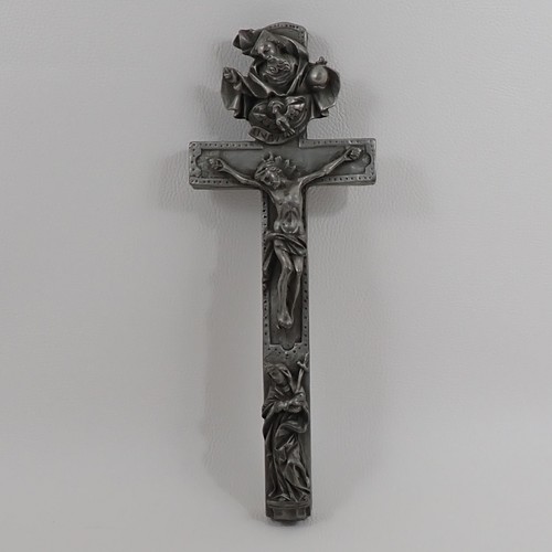 Deko kruzifix kreuz aus metall - kruzifix,