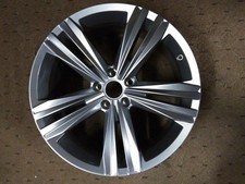 1x Original Volkswagen Touareg