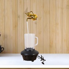 Brunnen mit Zauberbecherhahn