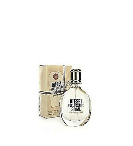 Diesel fuel for lifefemme - fuel, eau