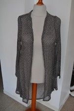 Dünne Strickjacke von Bella Blue in Gr. 42 meliert zipfelig