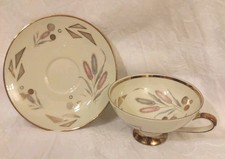 PORZELLAN SAMMELTASSE +