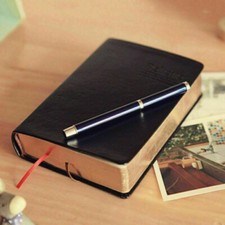 Kleines Notizbuch Leeres Blatt