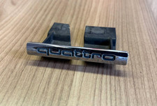 QUATTRO Emblem Audi A3 8P Schriftzug Kühlergrill Zeichen 8P3853736