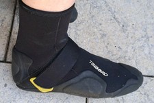 Surfschuhe Herren schwarz mit