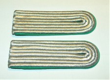 Paar original Schulterstücke