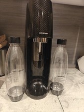 SodaStream Schwarz Trinkwassersprudler-Set 2 Flaschen Inkl Kohlensäure Kartusche