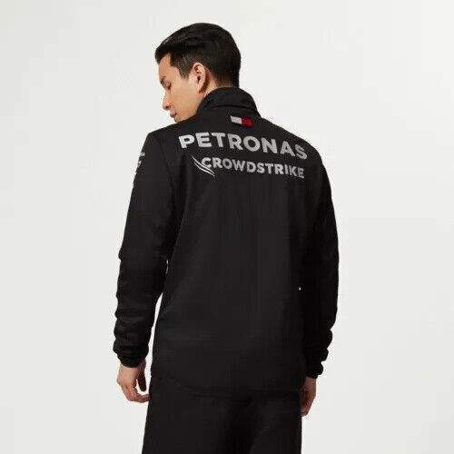 Mercedes~AMG~Formel~1~Team~Her