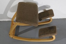 Stokke Varier Balans Kniehocker Kniestuhl Roßhaar Naturausführung von Vogel