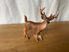 Schleich 14253 - Weißwedelhirsch - Waldtiere - Reh/Wolf/Fuchs - Neu mit Fähnchen