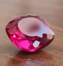 100 % natürlicher rosa Rubin