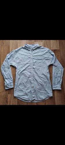 Bluse mit feinen weißen