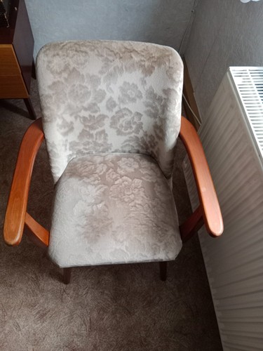 Sessel hellbraun mit