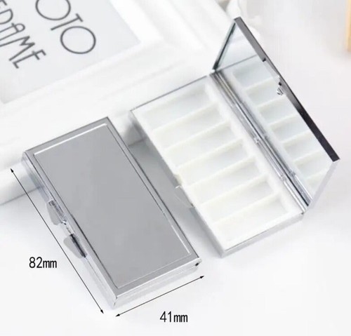 Pillendose aus metall - aus,