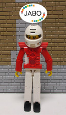 ( J 6 / 19  )   Lego Technic / Technik  Figur mit Helm und Brustpanzer