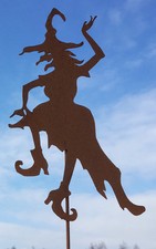 HEXE Waltraud tanzend Hexen