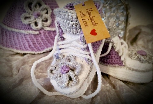 Babyschuhe chucks handarbeit - babyschuhe,