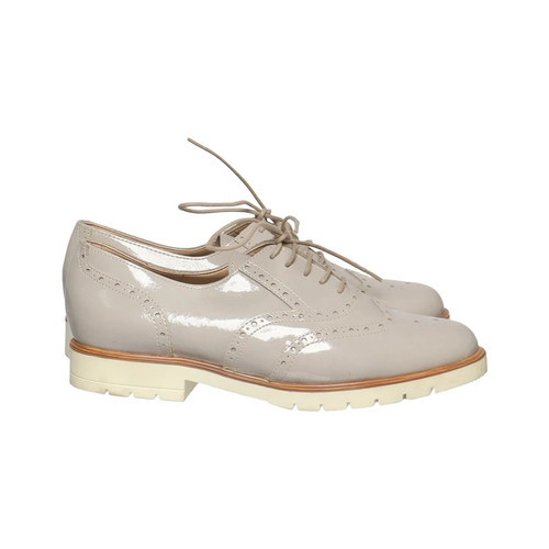 Sacha essentials - sacha,