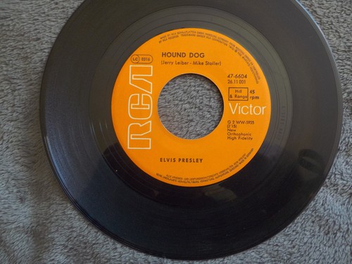 Elvis presley hound dog - presley, /