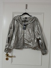 Def light gold sliver cropped - def,