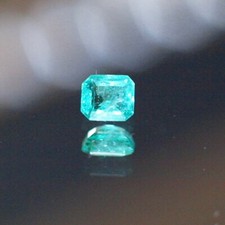 1 Smaragd 0,41 ct Smaragdschliff Muzo Kolumbien 2,7 x 4,3 x 4,8 mm