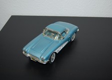 Ertl chevrolet corvette - ertl,