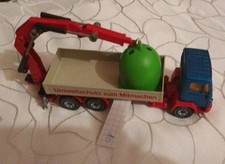 Siku, Mercedes LKW mit Ladekran, bespielt 