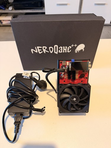 Nerdqaxe 8th s bitcoin - nerdqaxe++,