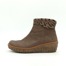 El Naturalista Damen 5144