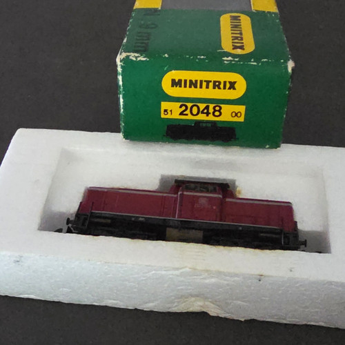Minitrix diesellok spur rot - n,