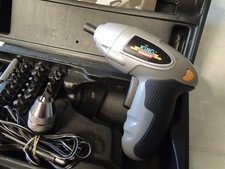 Akkuschrauber klein "Kingcraft" gebraucht m. Zubehör im Koffer!!!