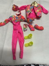 Original Barbie Ski Outfit 1991–Wintermode mit Jacke + Skistiefel– Mattel