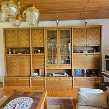 Sehr gut erhaltene Wohnzimmerwand in Eiche rustikal