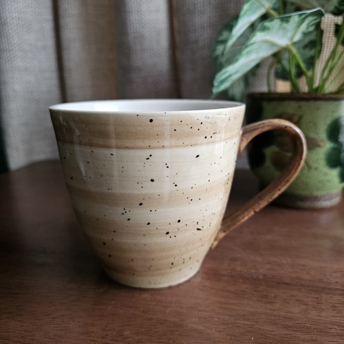 The old pottery company - company, large
