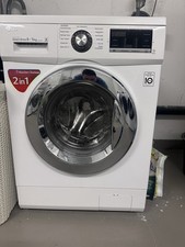 LG Waschtrockner| Energieeffizienzklasse* A | 8 kg Waschen / 5 kg Trocknen