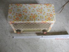Kleines vintage röhrenradio - vintage,