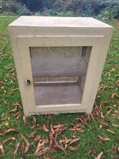 alter Vorratsschrank, Gazeschrank Gagenschrank Fliegen Schrank