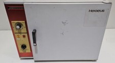 Heraeus Brutschrank 250 ºC Wärmeschrank Trockenschrank Trockenofen