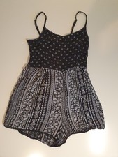 Top! Hosenkleid ca. 134/140 Weiß Schwarz