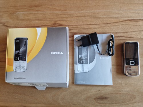 Nokia classic 6700 silber - -,
