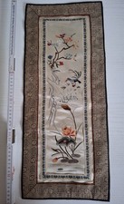 Seidendecke China Seide pure silk embroidery gestickt 58x24 Cm Blumen Vogel
