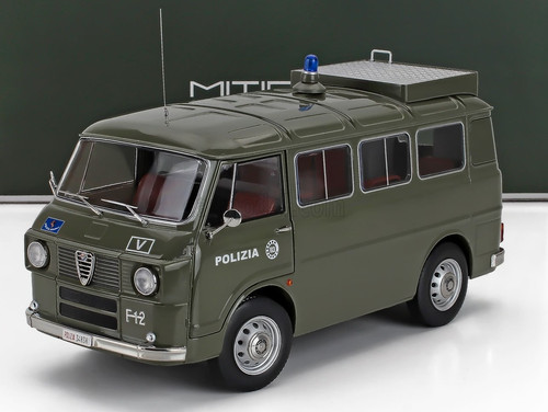 Alfa romeo minibus - alfa,