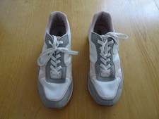 Hallenturnschuhe Fila Grau Rosa Gr. 42 rutschfeste Sohle guter Zustand Fotos