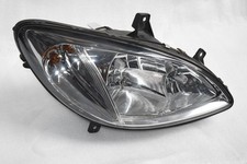 Mercedes  Vito W639 HELLA Frontscheinwerfer Vorne Rechts A6398200261 - 11221-