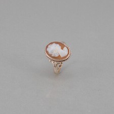 Ring in 585/14k Rotgold mit Lagenstein Achatgemme, Ringweite: 50