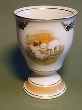 Biedermeier Becher bemalt, Kaffee-, Kakaobecher, Patenbecher wohl Geburt Mädchen