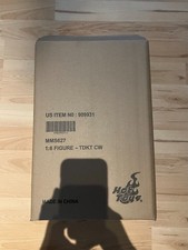 Hot Toys MMS627 Catwoman The Dark Knight Rises