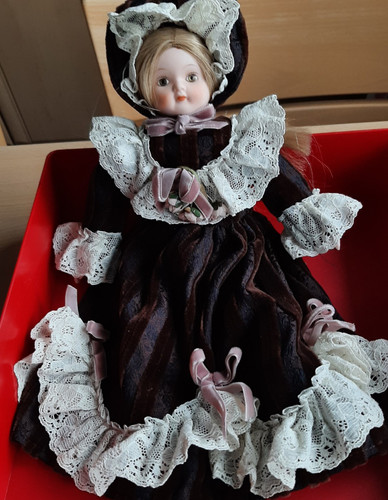 Vintage porzellanpuppe - vintage,